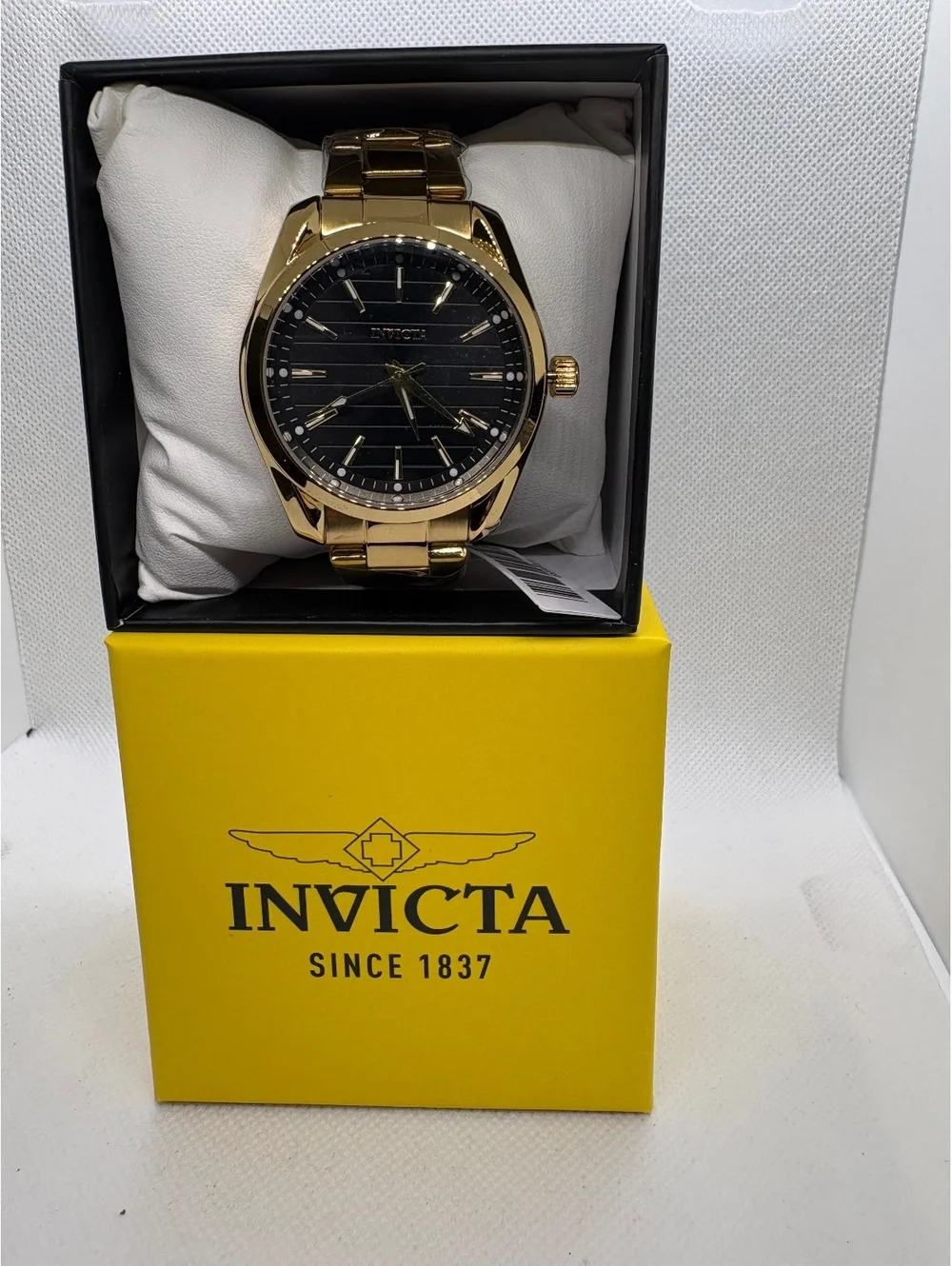 Invicta Men's Gold Tone Black Dial Wristwatch